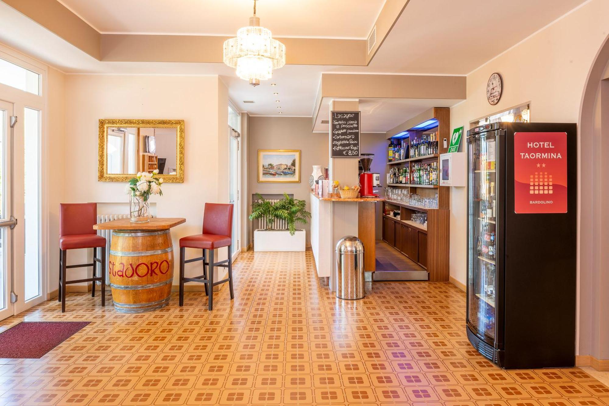 陶尔米纳酒店 巴多利诺 外观 照片